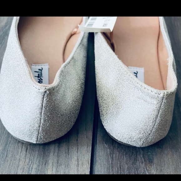 NWT Aeropostale Silver Shimmer Ballet Flats Shoes Ladies 10M - Picture 3 of 4